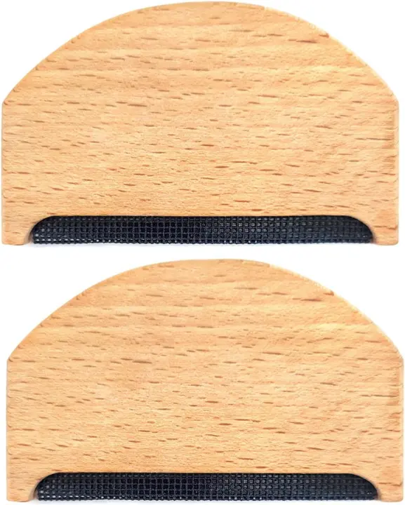 BlingKingdom 2‑Piece Wooden Sweater & Cashmere Comb Set