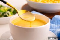 Creamy Cheddar Cheese Sauce Recipe for Pasta and Nachos
