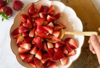 Macerated Strawberries Recipe with Lemon and Vanilla