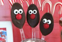 Rudolph Reindeer Chocolate Spoons Recipe for Christmas
