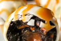 Salted Caramel Stuffed Pretzel Oreo Balls Recipe