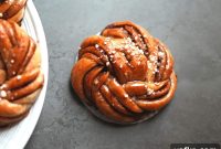 Classic Kanelbullar: Swedish Cinnamon Buns Recipe