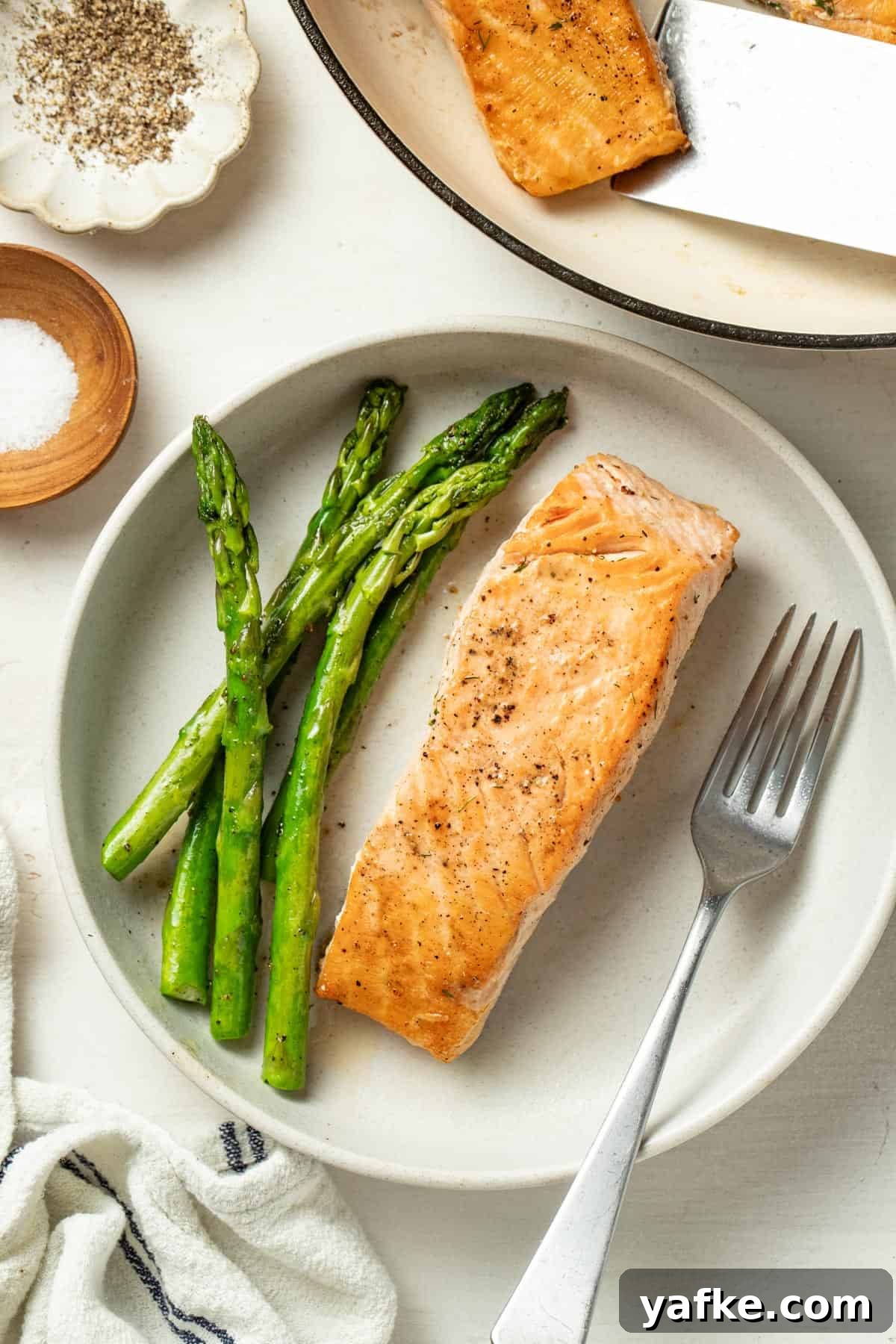 Pan-Seared Salmon with Crispy Skin and Lemon Butter Sauce 9 img 26427 8