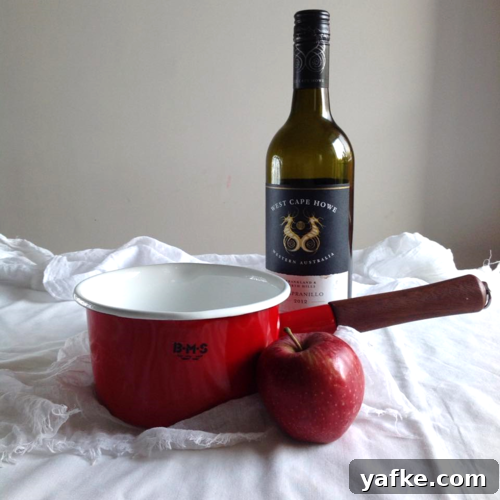 Poached apples in red wine