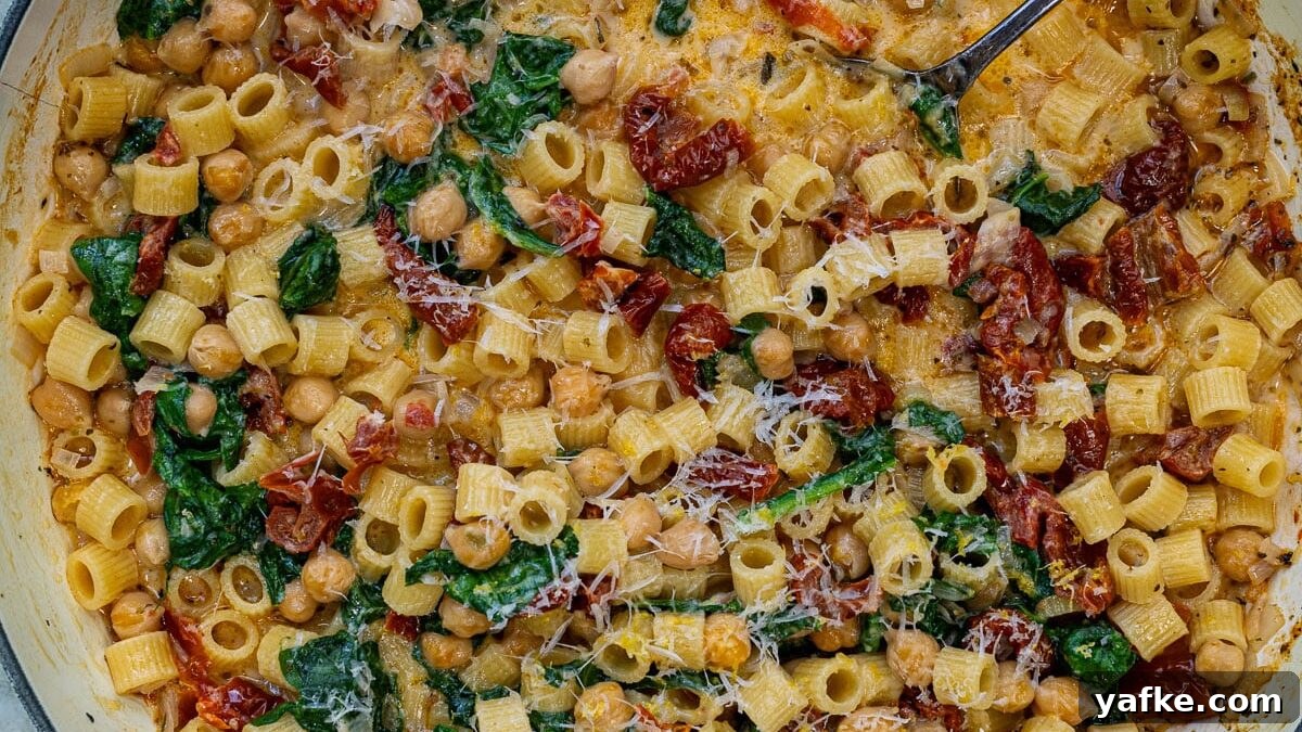 Marry Me Chickpeas One-Pot Pasta Recipe 5 marry me chickpea pasta just before serving
