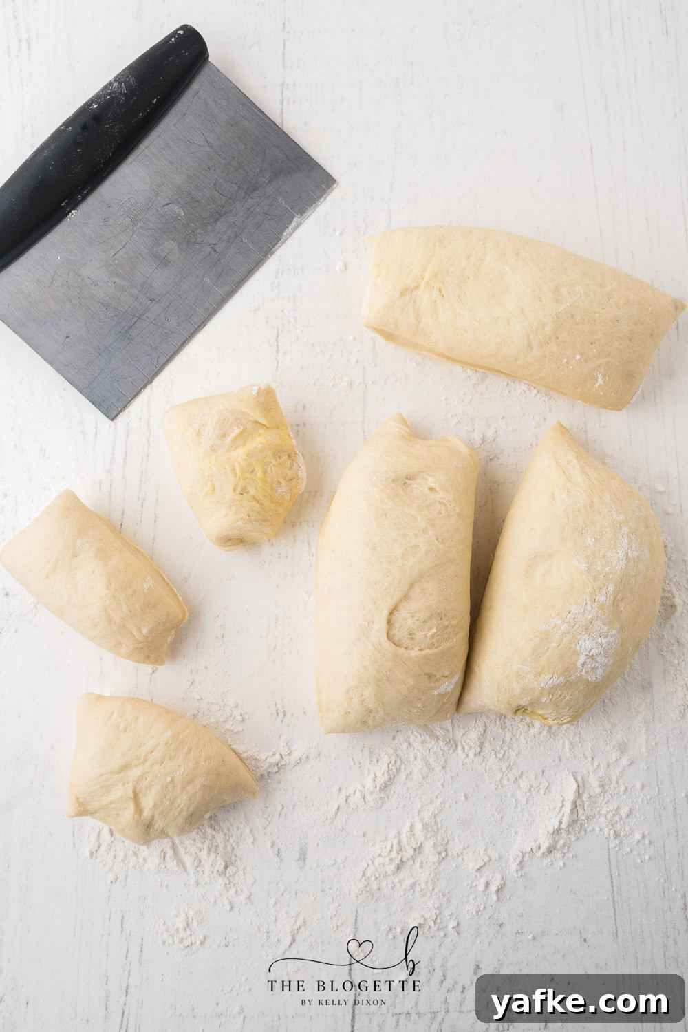 How to Make Bunny-Shaped Dinner Rolls 5 Cut dough