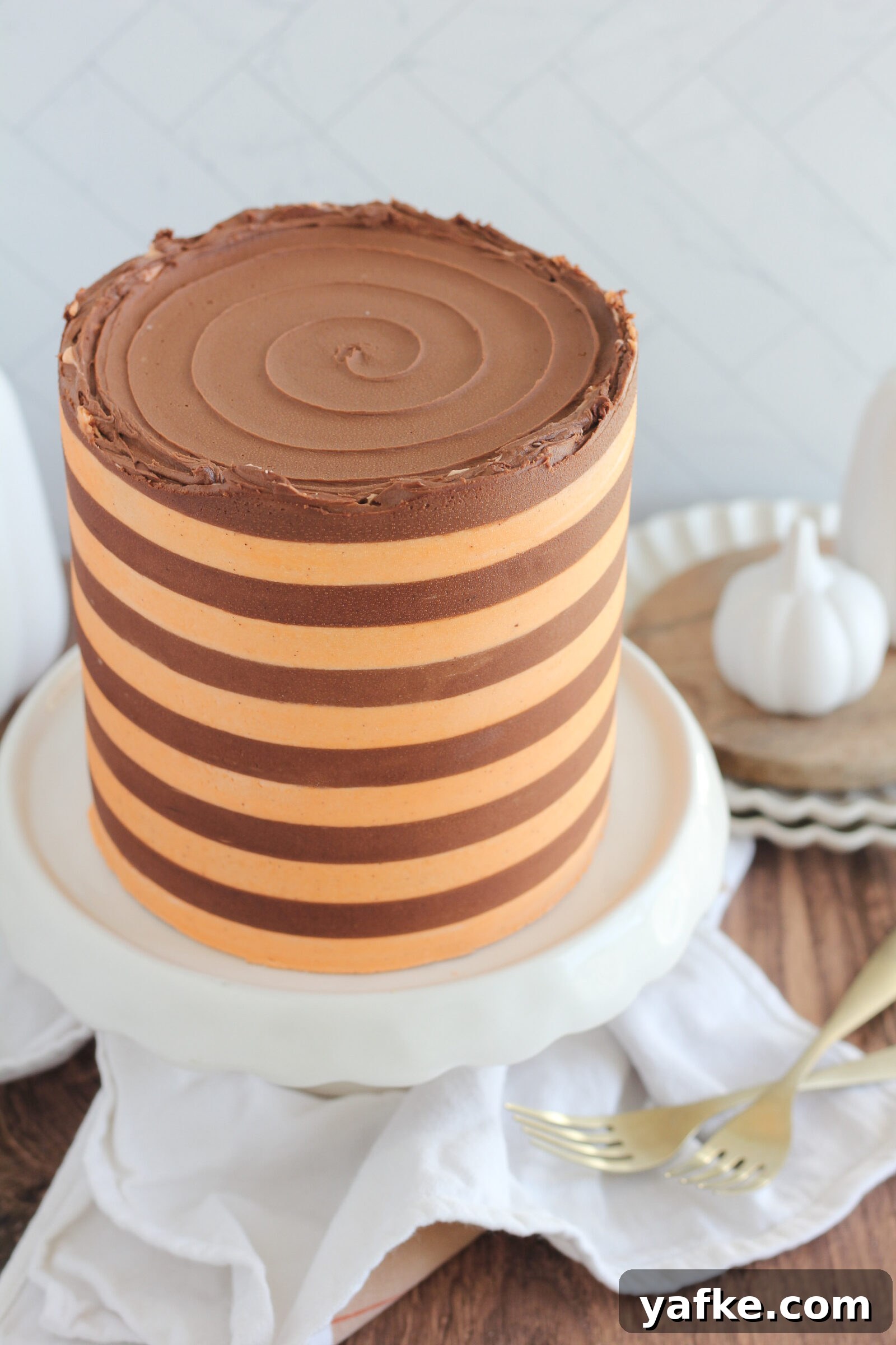 Chocolate Pumpkin Marble Cake Recipe with Cinnamon Swirl 2 Chocolate pumpkin marble cake