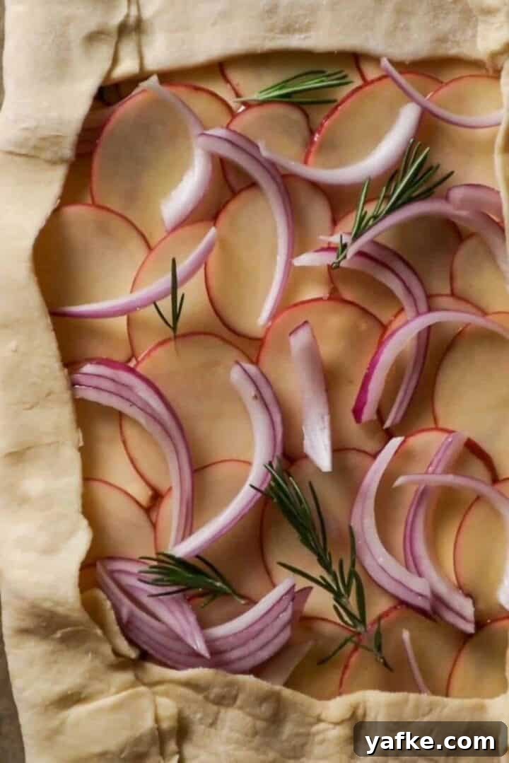 Bacon and Blue Cheese Puff Pastry Tart Recipe 3 puff pastry tart with blue cheese and potato