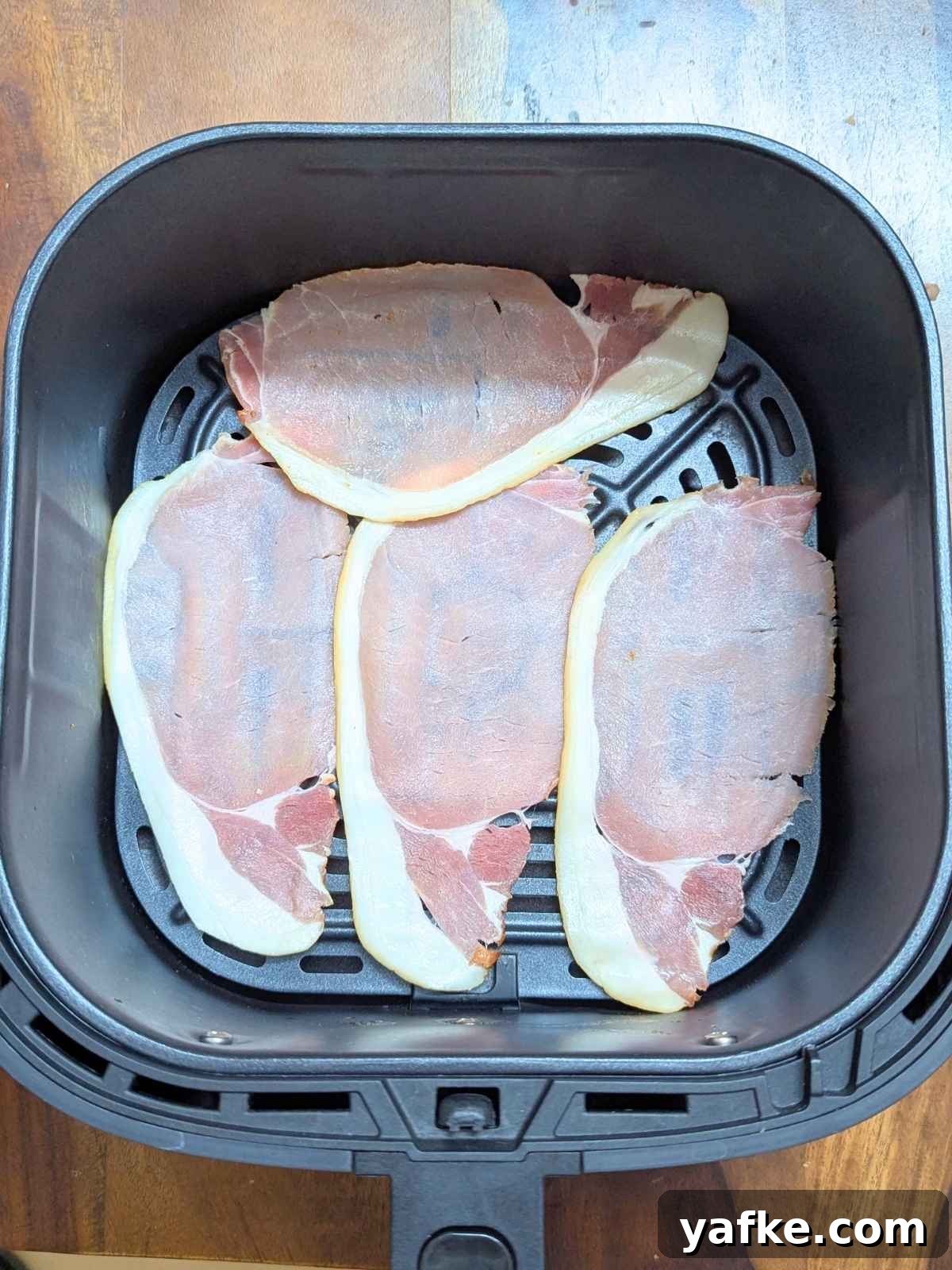 How to Make Crispy Air Fryer Bacon 4 img 26046 3