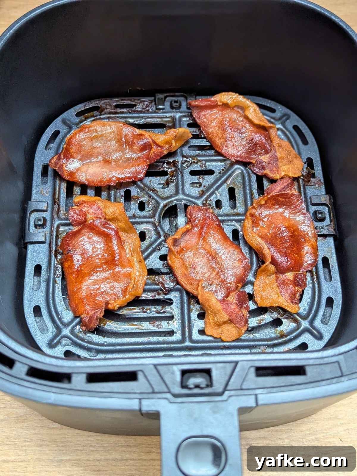 How to Make Crispy Air Fryer Bacon 5 img 26046 4